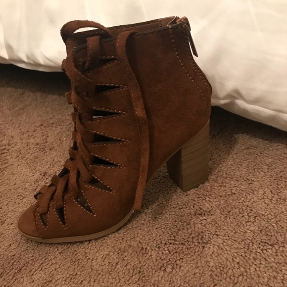 Brown Chunky Heels - Picture 1 of 2